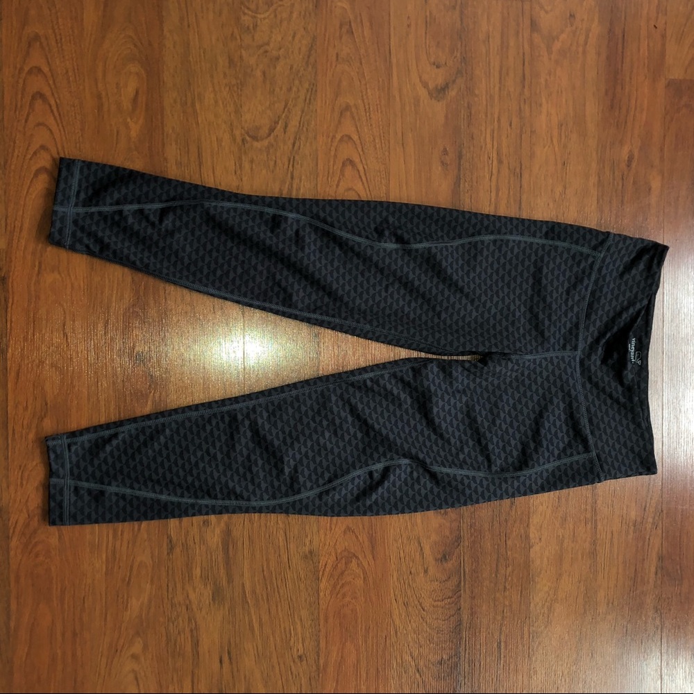 Vineyard Vines Performance Leggings